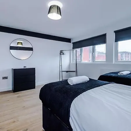 #6 - Vibrant Apartment In City Centre - Sleeps 7 Liverpool Exterior photo