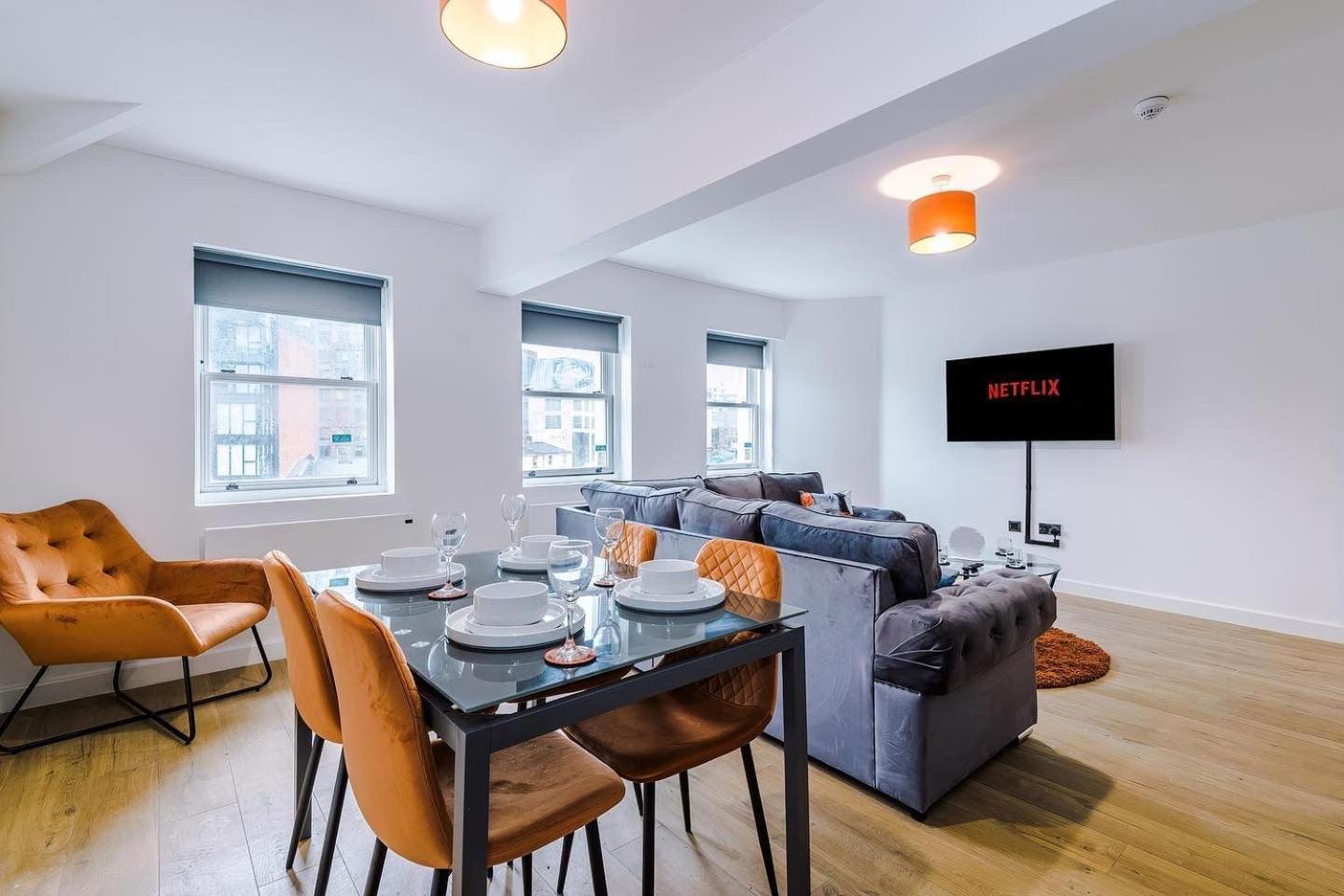 #6 - Vibrant In Centre - Sleeps 7 Liverpool